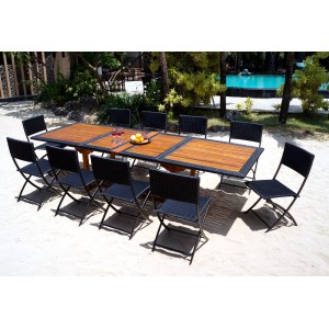 Grand salon de jardin avec table en teck et poly rotin